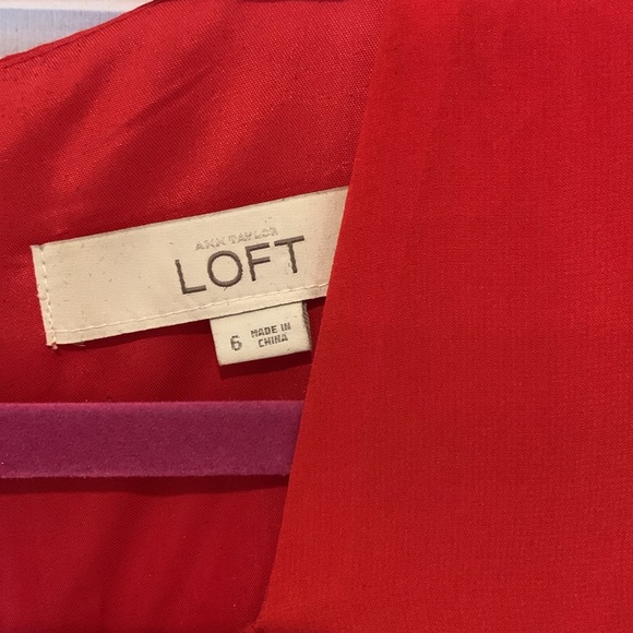 Pleated front Ann Taylor Loft red sleeveless dress. Size 6. VGUC. - Picture 3 of 8